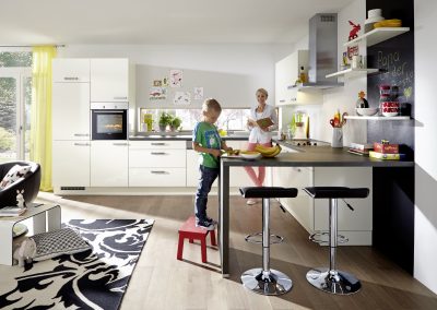 Flash 915584 Weiss_peo1