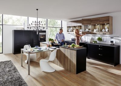 Touch_Riva 177805 Schwarz_EOntario_peo2